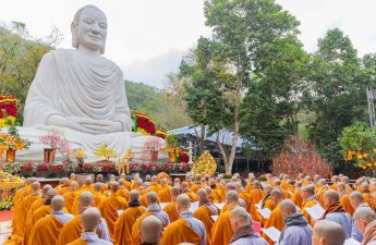 Sự tuyệt đối của Đức Phật - Thiền Tôn Phật Quang