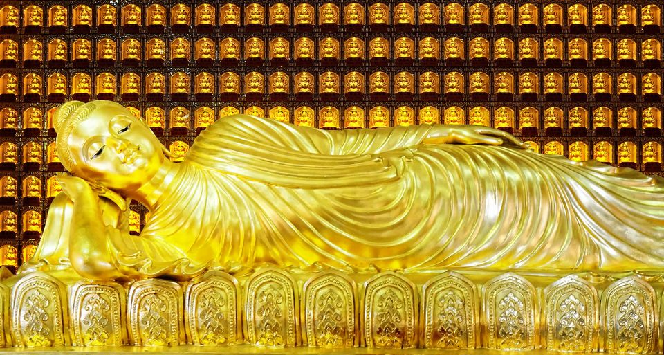 Tượng Phật nằm
